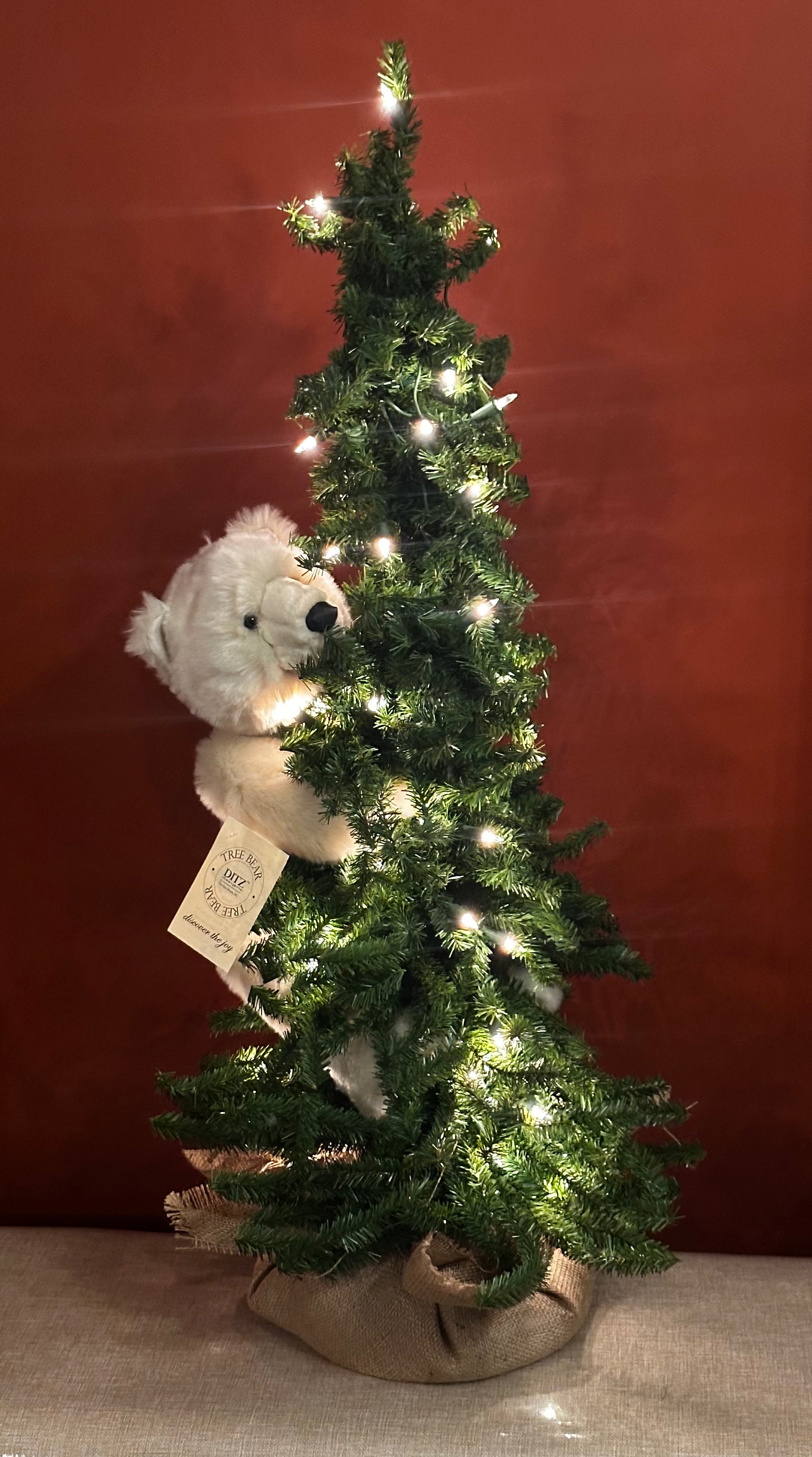 Ditz Design Pine Tree Polar 40 in. NEW