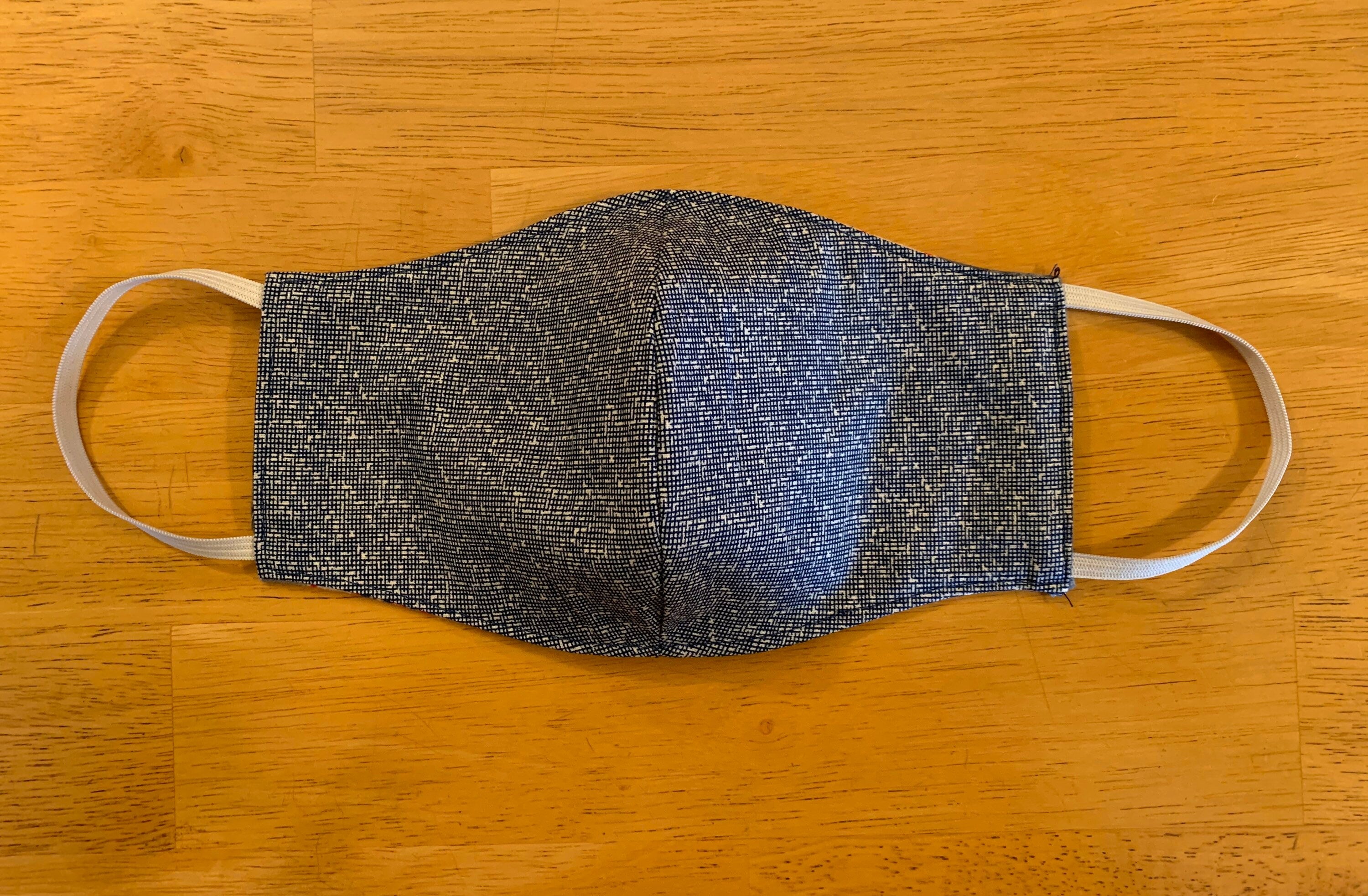 New York Yankee Face Mask! Reversible & Washable! NEW
