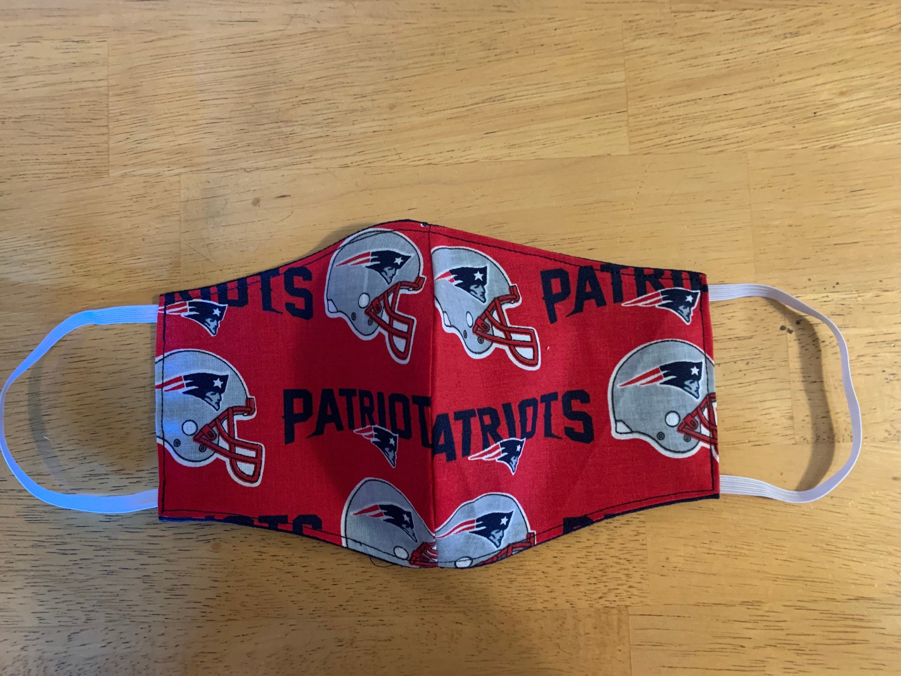 New England Patriot Reversible and Washable Face Mask! NEW