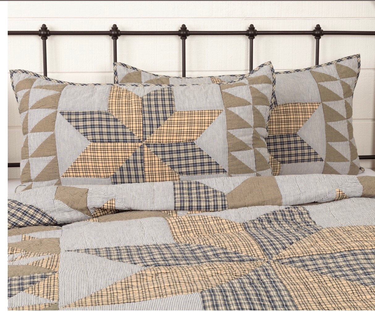 Dakota Star Farmhouse Blue King Quilt 105Wx95L with 2-Shams 21 x 37! NEW