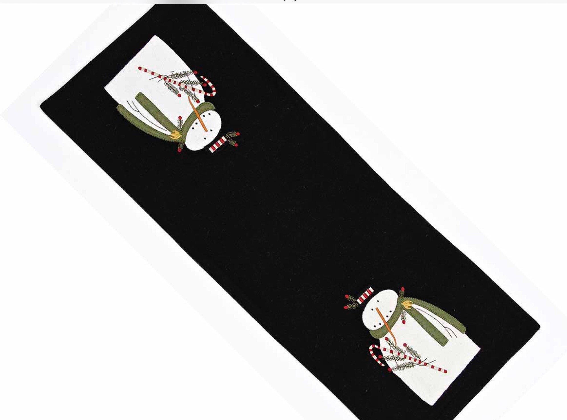 Mr. Winterberry Table Runner 14” x 36” NEW