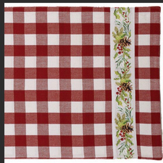 Holly Vine Runner (13x54”)or (13x72”)