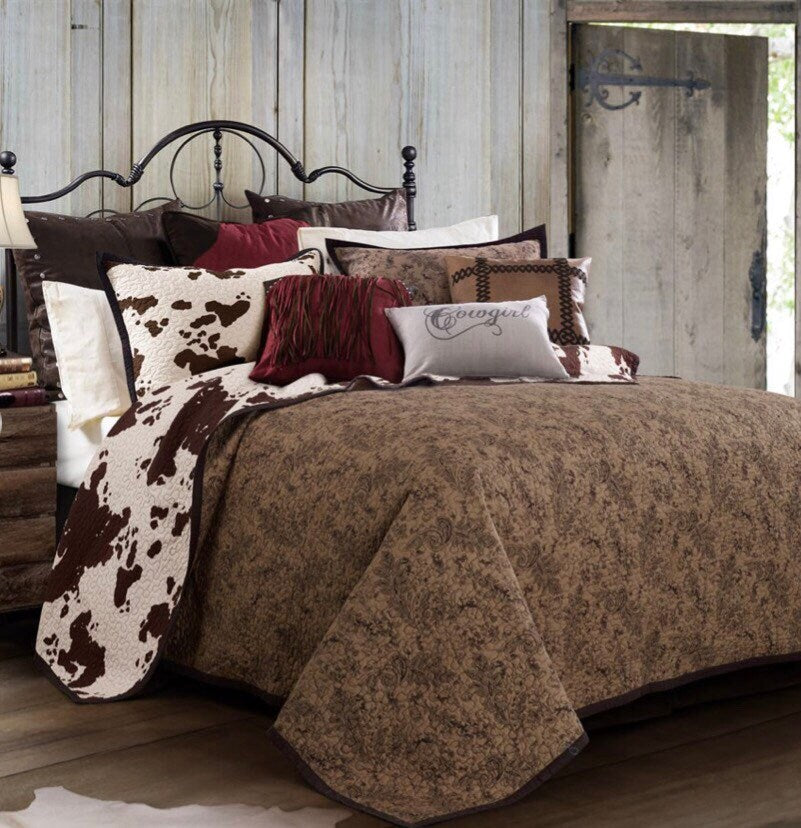 Elsa Reversible Quilt Set! Queen or King Set