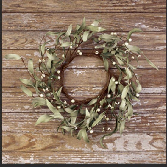 Mixed Leafy Berry Candle Ring 8” or 12” NEW