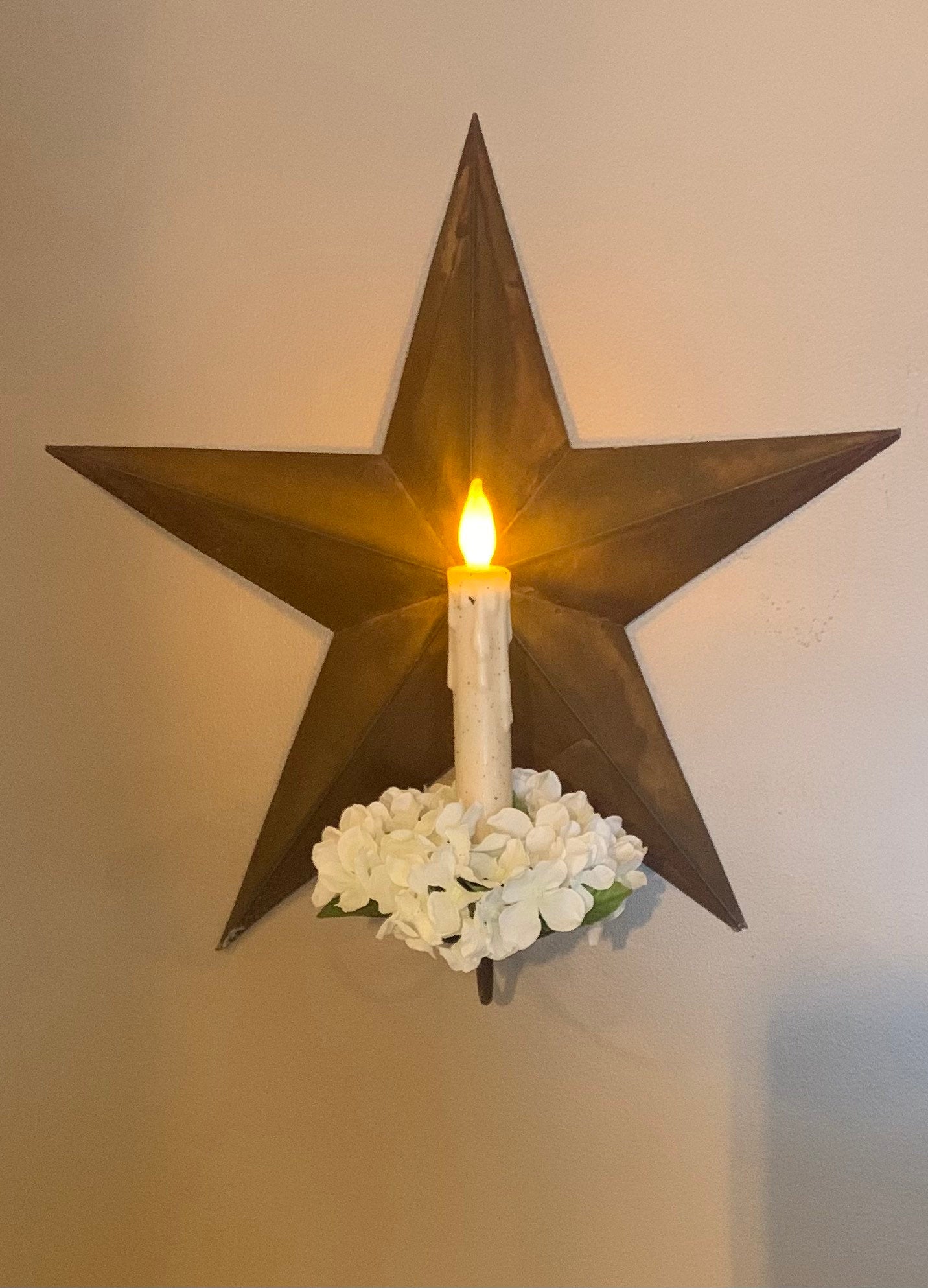 White Hydrangia Candle Ring NEW
